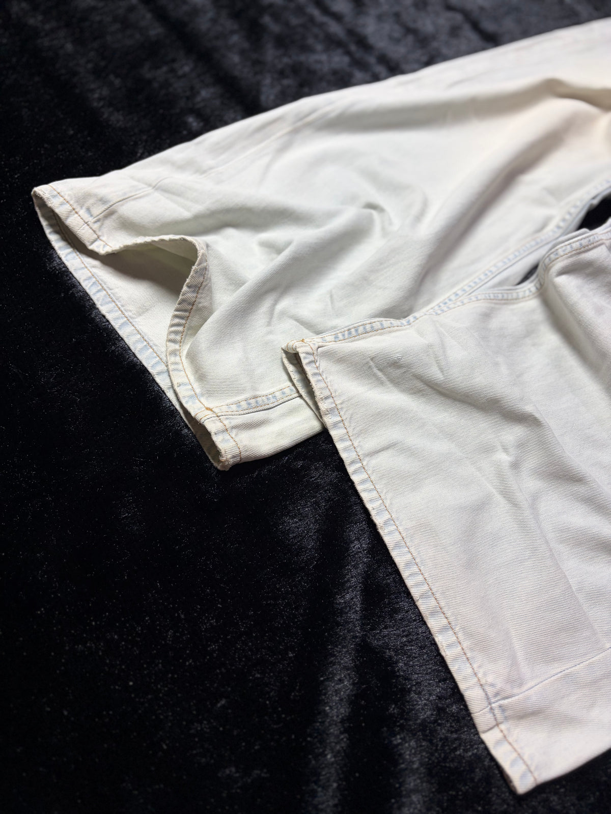 Off White